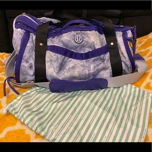 Lululemon bag